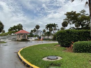 400 Kings Point Dr 623, Sunny Isles Beach, FL 33160