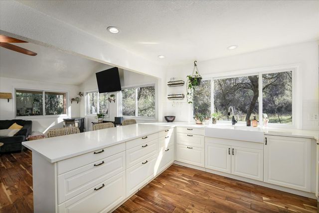 3640 Omo Ranch Rd, Somerset, CA 95684