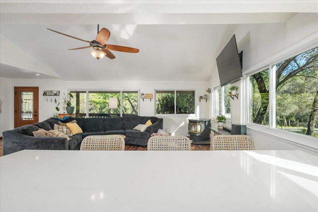 3640 Omo Ranch Rd, Somerset, CA 95684