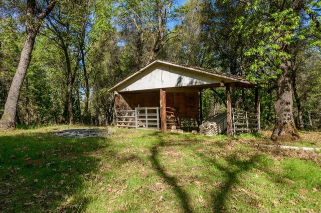 3640 Omo Ranch Rd, Somerset, CA 95684