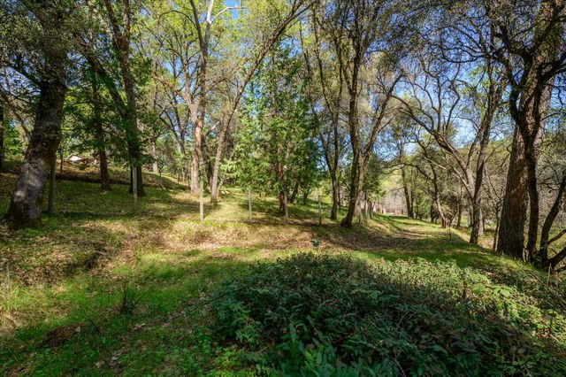 3640 Omo Ranch Rd, Somerset, CA 95684
