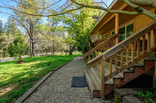 3640 Omo Ranch Rd, Somerset, CA 95684