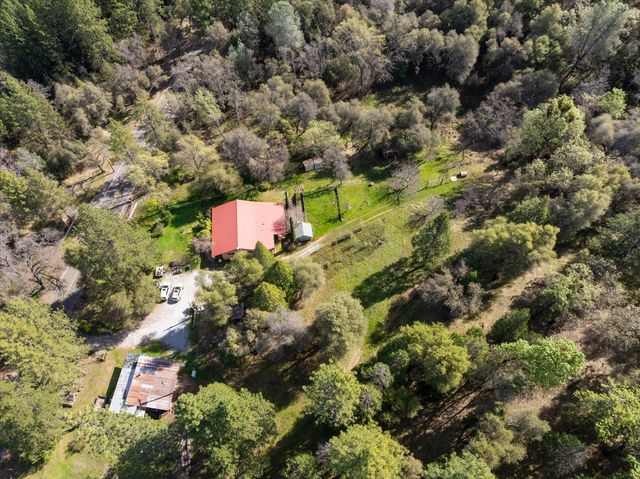 3640 Omo Ranch Rd, Somerset, CA 95684
