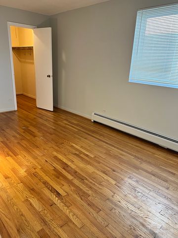 10376 Michael Todd Terrace G, Glenview, IL 60025