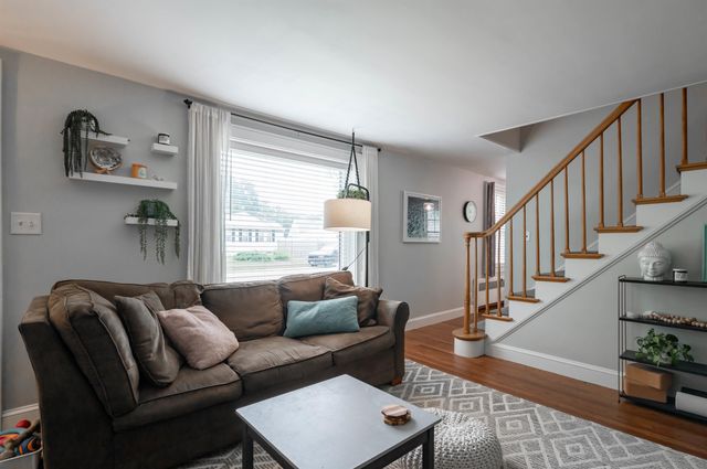 88 Newgate Circle, Manchester, NH 03102