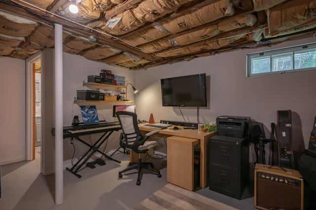 88 Newgate Circle, Manchester, NH 03102