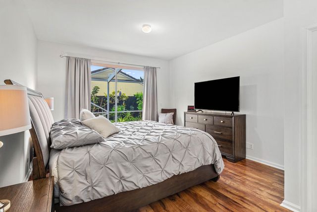 1030 Fairfax Circle W, Boynton Beach, FL 33436