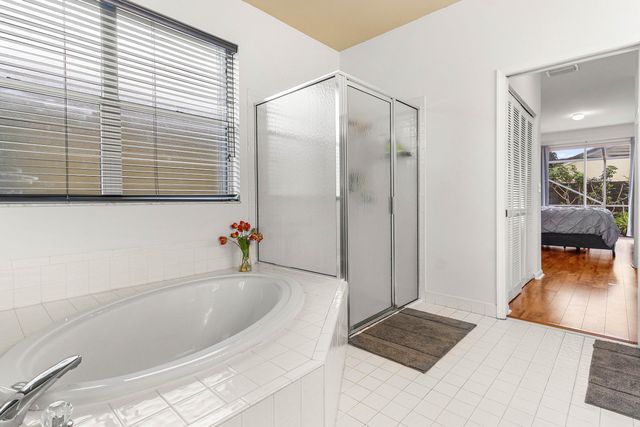 1030 Fairfax Circle W, Boynton Beach, FL 33436