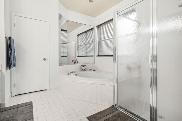 1030 Fairfax Circle W, Boynton Beach, FL 33436