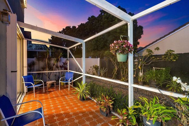 1030 Fairfax Circle W, Boynton Beach, FL 33436