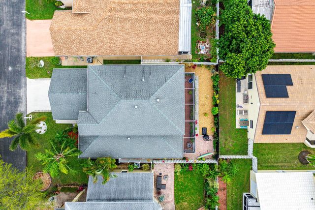 1030 Fairfax Circle W, Boynton Beach, FL 33436