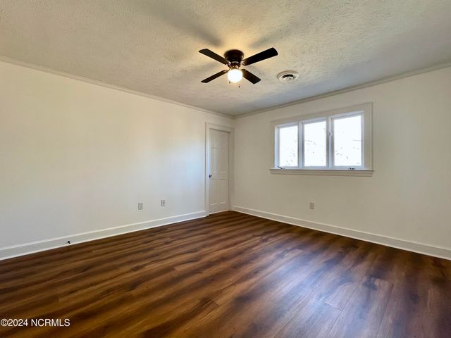 407 W College Street A, Whiteville, NC 28472