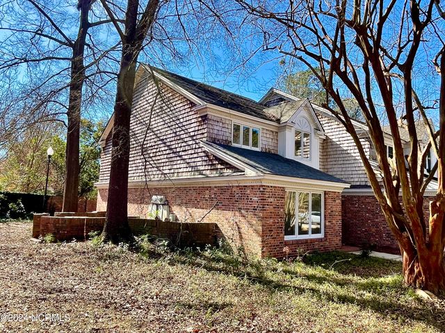 407 W College Street A, Whiteville, NC 28472