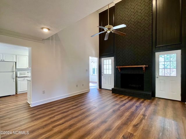 407 W College Street A, Whiteville, NC 28472