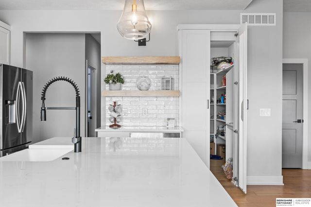 18503 Locust Street, Elkhorn, NE 68022