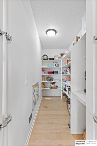 18503 Locust Street, Elkhorn, NE 68022