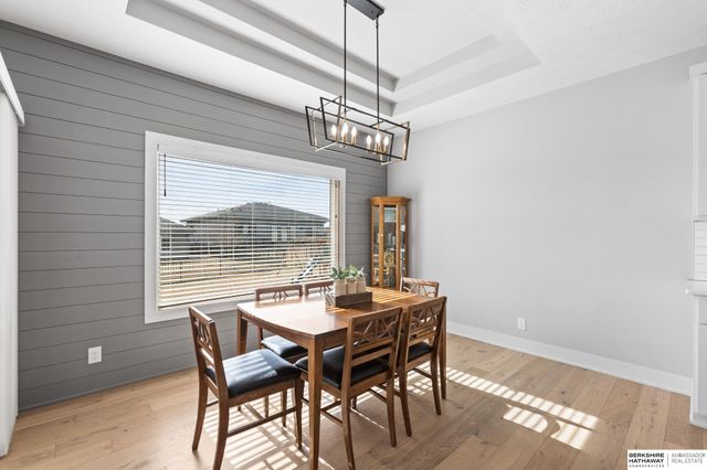 18503 Locust Street, Elkhorn, NE 68022