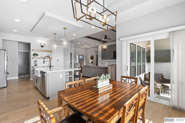 18503 Locust Street, Elkhorn, NE 68022