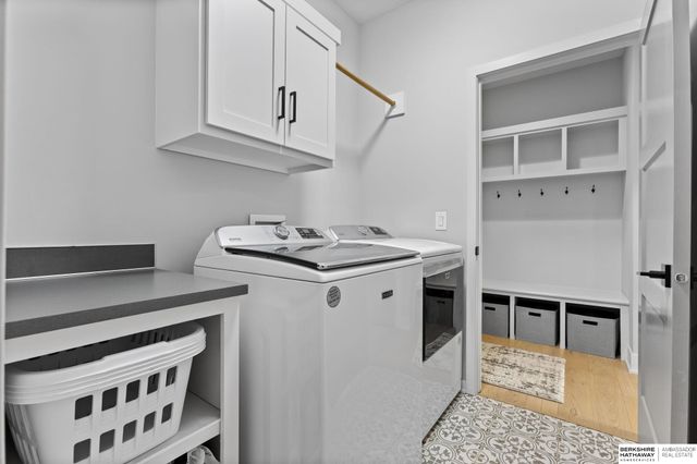 18503 Locust Street, Elkhorn, NE 68022