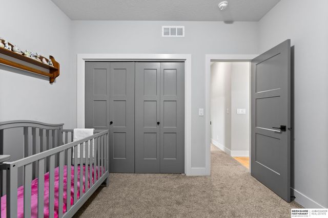 18503 Locust Street, Elkhorn, NE 68022