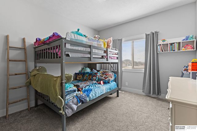 18503 Locust Street, Elkhorn, NE 68022