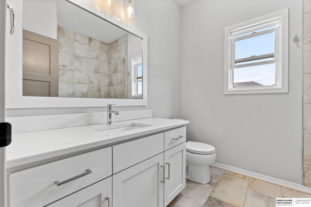 18503 Locust Street, Elkhorn, NE 68022