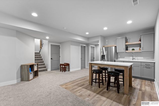 18503 Locust Street, Elkhorn, NE 68022