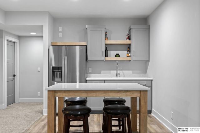 18503 Locust Street, Elkhorn, NE 68022