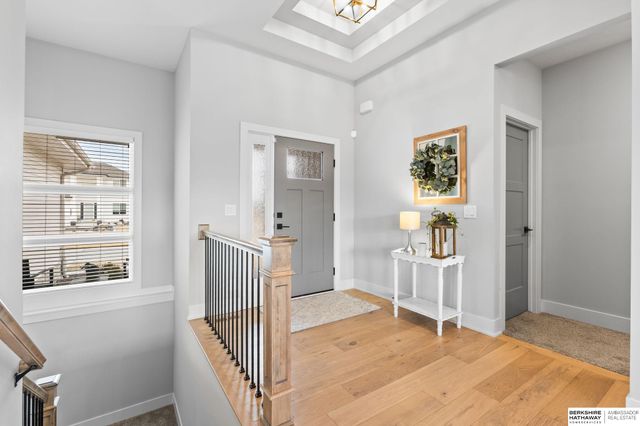 18503 Locust Street, Elkhorn, NE 68022