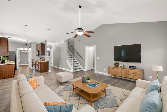 2362 Concord Mill Dr, Smyrna, TN 37167