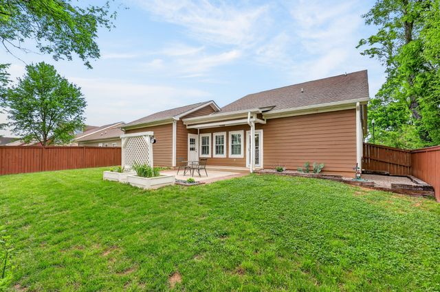 2362 Concord Mill Dr, Smyrna, TN 37167