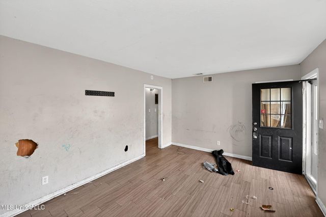 444 Mcdowell Park Circle, Jackson, MS 39204