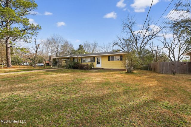444 Mcdowell Park Circle, Jackson, MS 39204