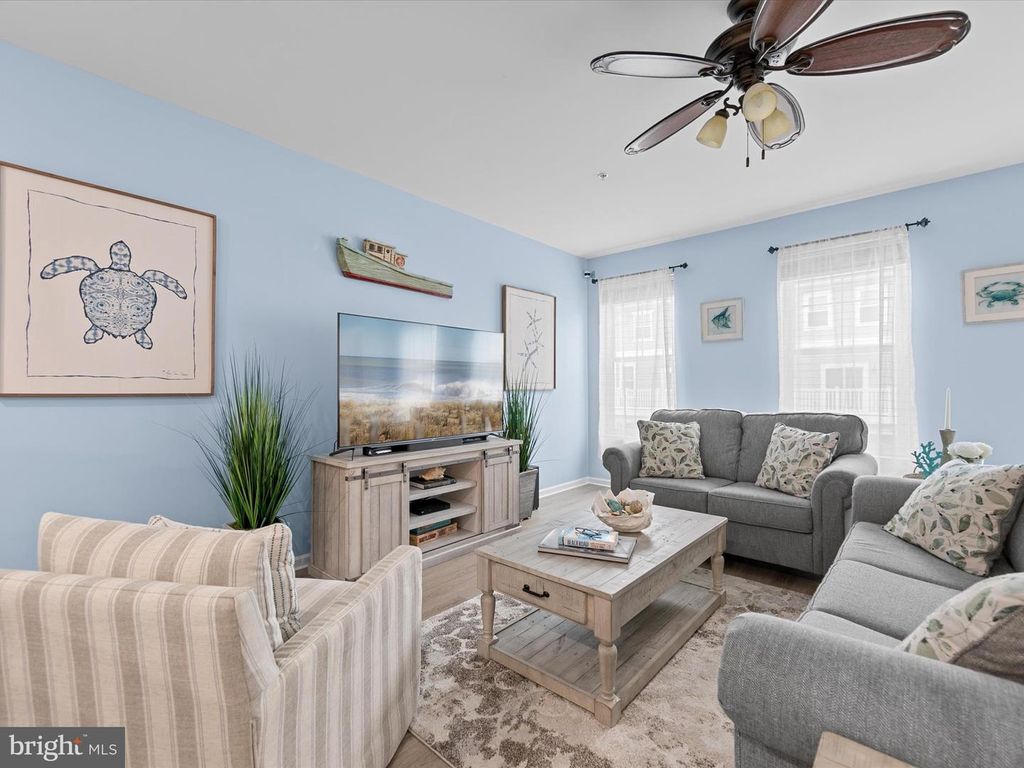 Image 11 of property listing at 12909 SAND BAR LN #5, Ocean City, MD 21842
