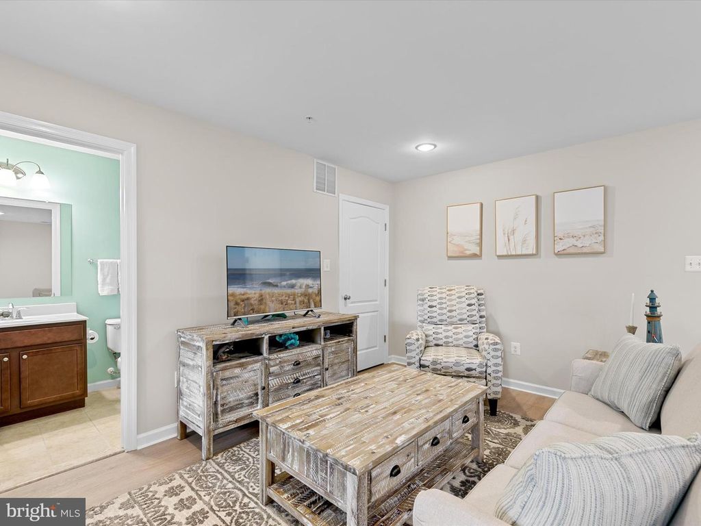 Image 31 of property listing at 12909 SAND BAR LN #5, Ocean City, MD 21842