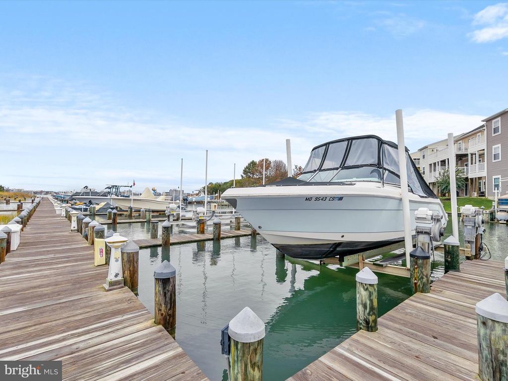 Image 53 of property listing at 12909 SAND BAR LN #5, Ocean City, MD 21842