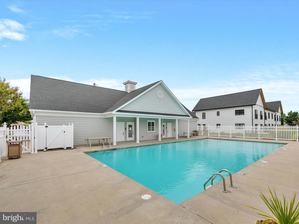 Image 60 of property listing at 12909 SAND BAR LN #5, Ocean City, MD 21842