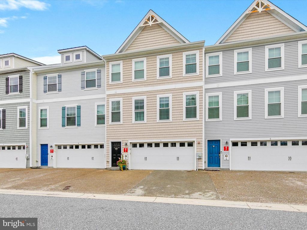 Image 67 of property listing at 12909 SAND BAR LN #5, Ocean City, MD 21842