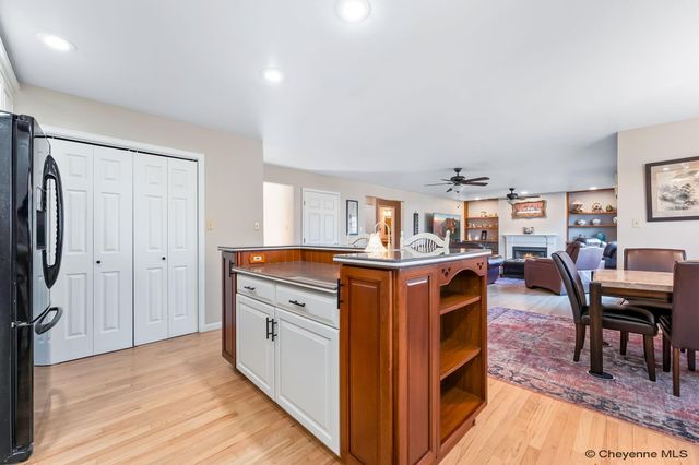 818 BRITTANY DR, Cheyenne, WY 82009