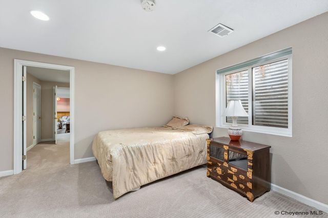 818 BRITTANY DR, Cheyenne, WY 82009