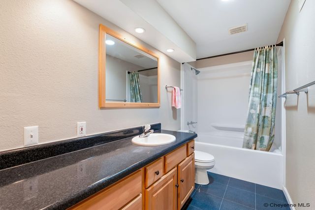 818 BRITTANY DR, Cheyenne, WY 82009