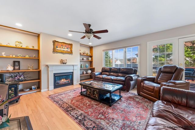 818 BRITTANY DR, Cheyenne, WY 82009