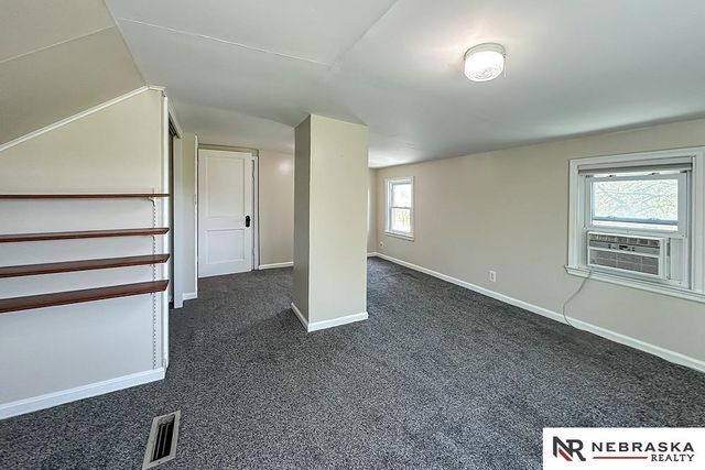 3701 S 67th Street, Omaha, NE 68106