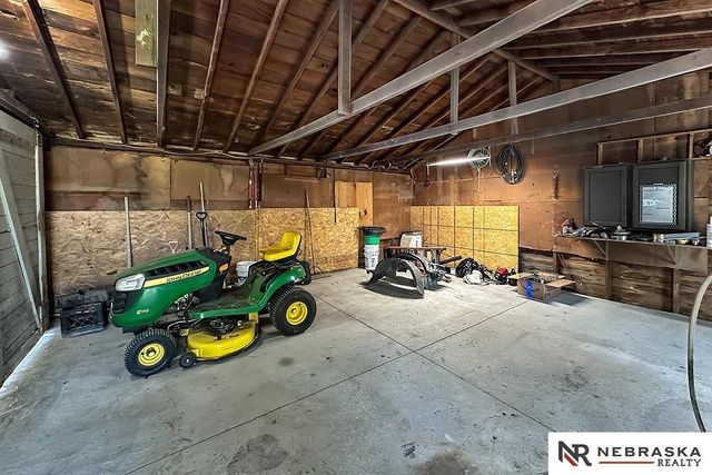 3701 S 67th Street, Omaha, NE 68106