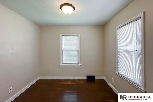 3701 S 67th Street, Omaha, NE 68106