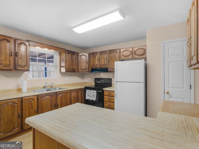 1401 Caldwell Road, Zebulon, GA 30295