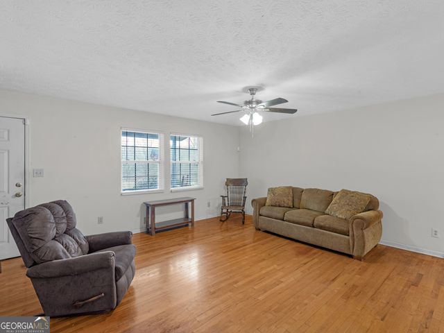 1401 Caldwell Road, Zebulon, GA 30295