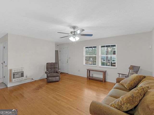 1401 Caldwell Road, Zebulon, GA 30295