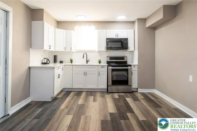 129 South 13th Street, Easton, PA 18042