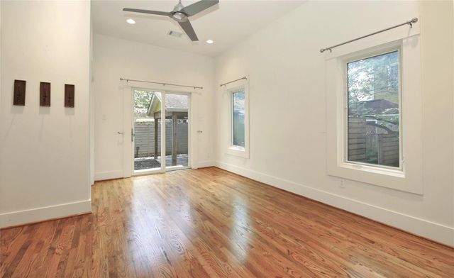 1810 Oxford Street, Houston, TX 77008